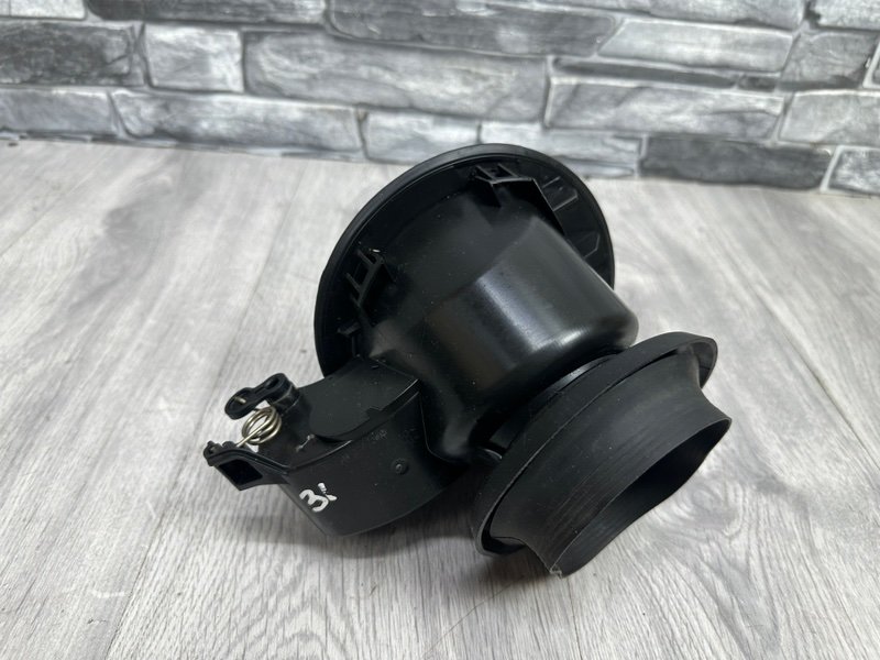 Лючок топливного бака, 1500 рублей, Москва