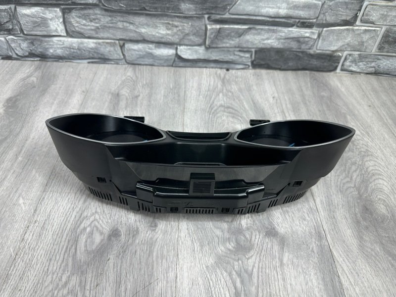 Панель приборов, 1600 рублей, Москва