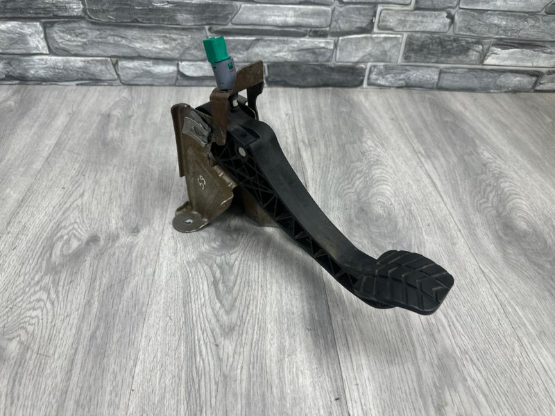 Педаль сцепления, 2000 рублей, Москва