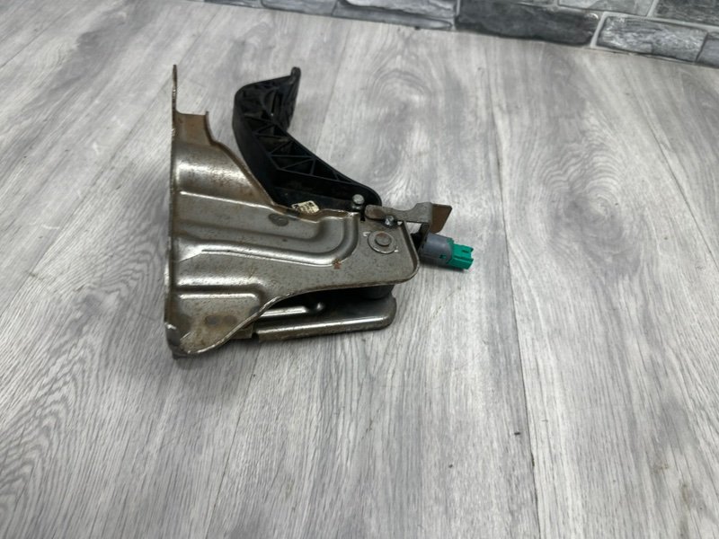 Педаль сцепления, 2000 рублей, Москва