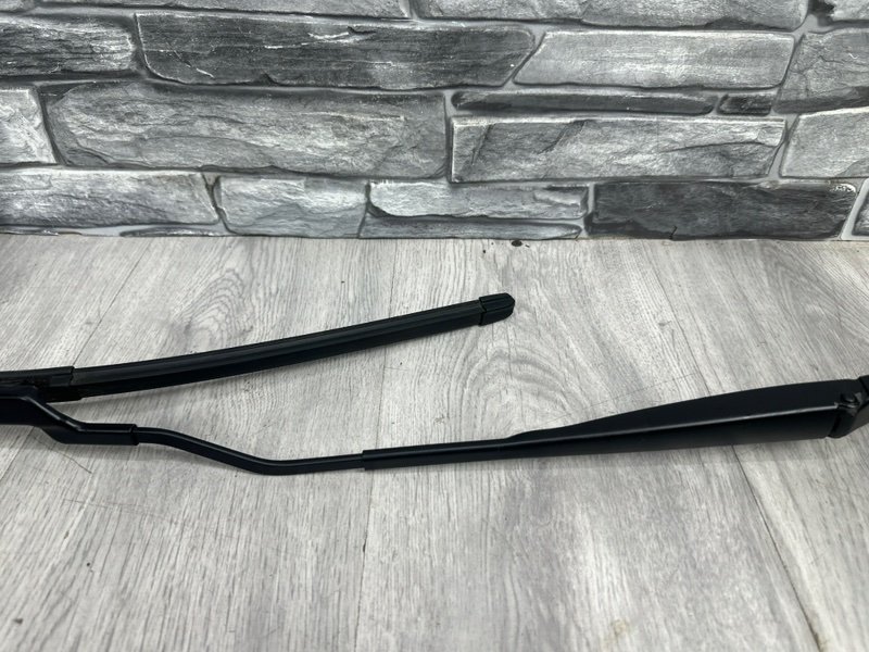 Поводок стеклоочистителя передний, 1000 рублей, Москва