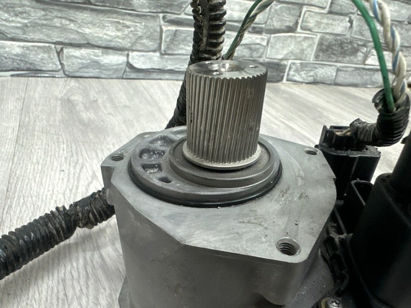 Электрогидроусилитель руля, Москва