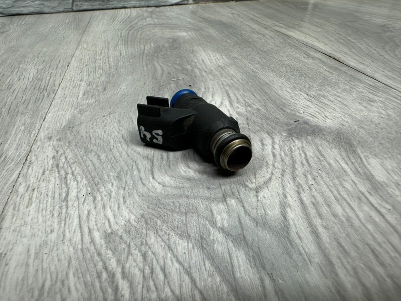 Форсунка топливная, 1000 рублей, Москва