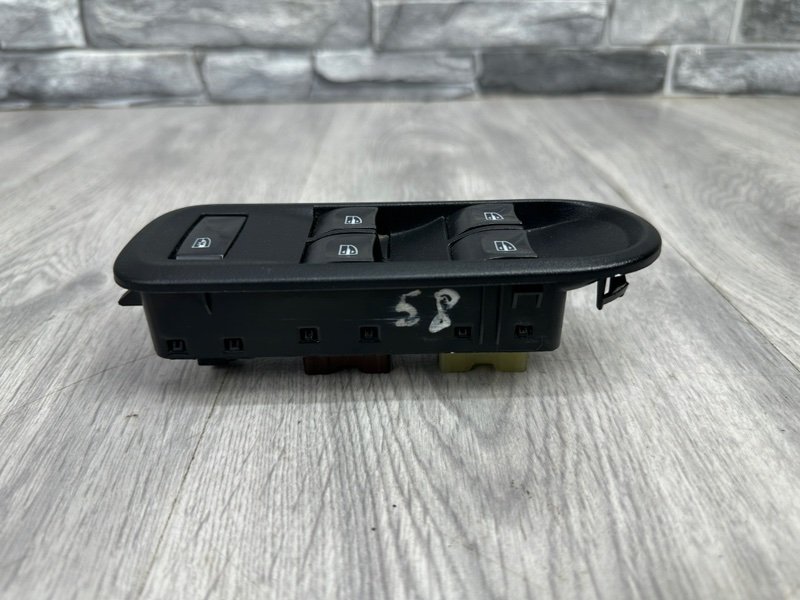 Блок управления стеклоподъемниками, 2000 рублей, Москва