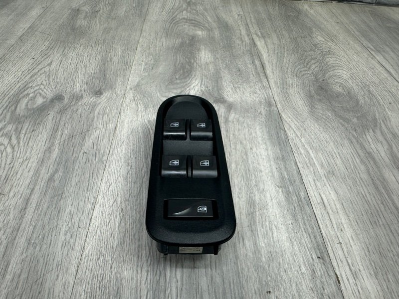 Блок управления стеклоподъемниками, 2000 рублей, Москва