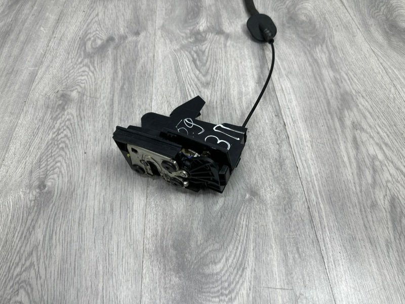 Замок двери задней правой, 2500 рублей, Москва