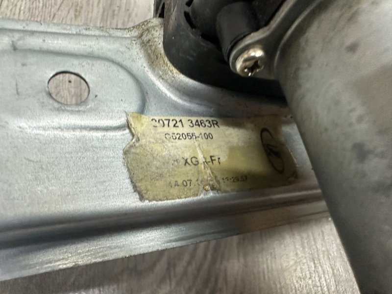 Стеклоподъемник передний, 2000 рублей, Москва