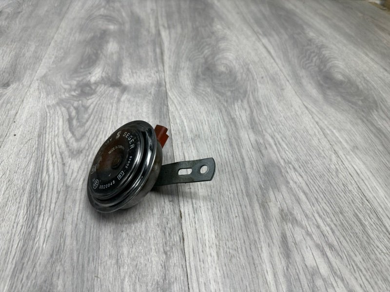 Звуковой сигнал, 500 рублей, Москва