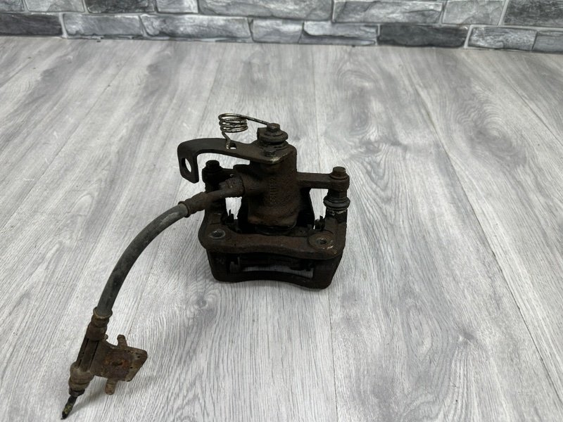 Суппорт тормозной задний правый, 3000 рублей, Москва