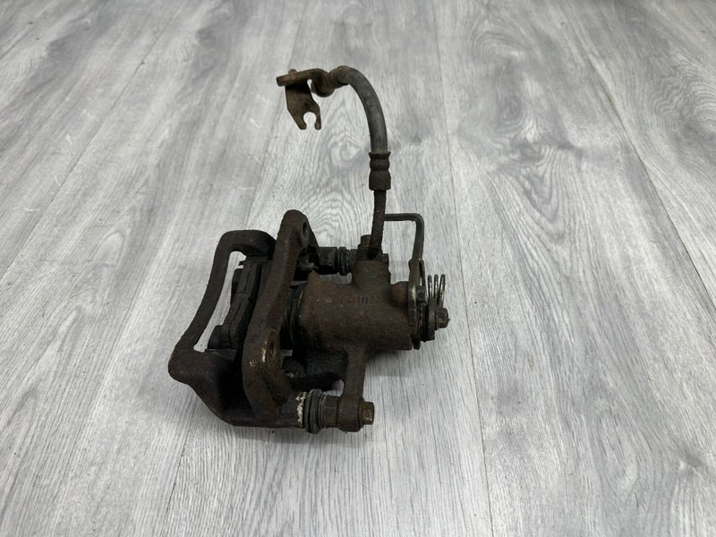 Суппорт тормозной задний правый, 3000 рублей, Москва