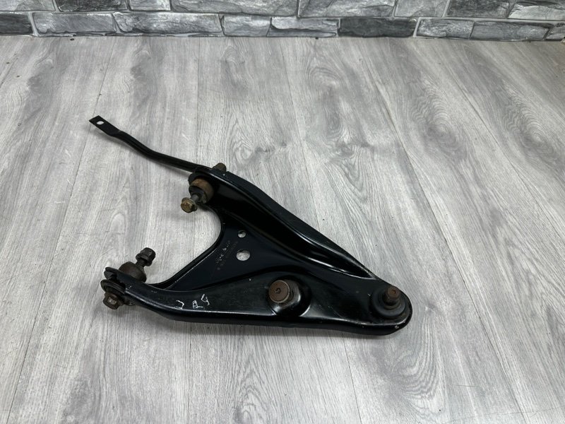 Рычаг передний правый, 1500 рублей, Москва