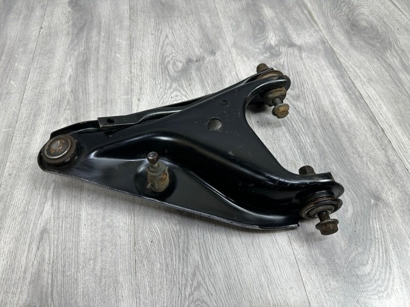 Рычаг передний правый, 1500 рублей, Москва