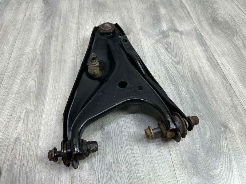 Рычаг передний правый, 1500 рублей, Москва