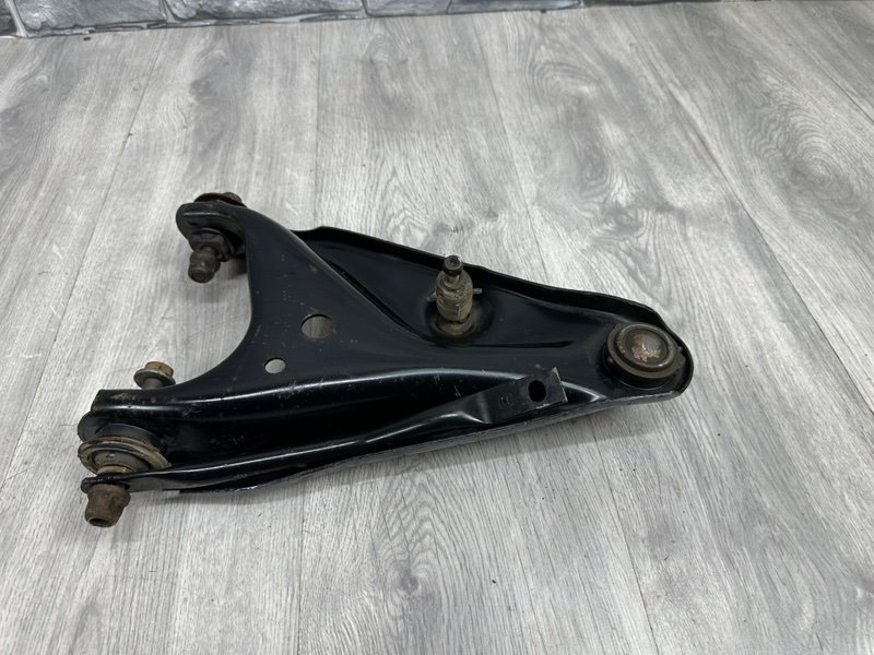 Рычаг передний правый, 1500 рублей, Москва