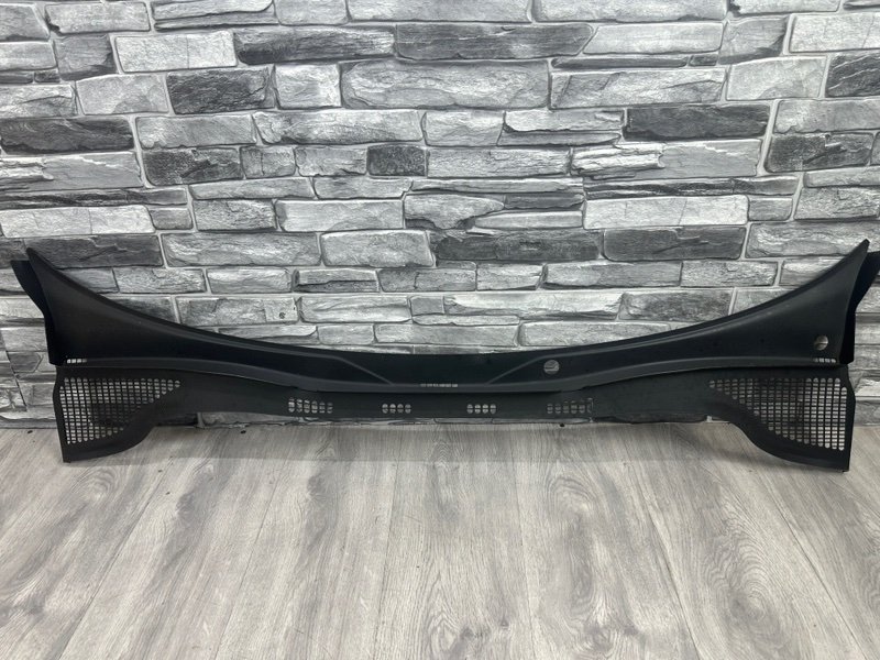 Планка под лобовое стекло, 2000 рублей, Москва