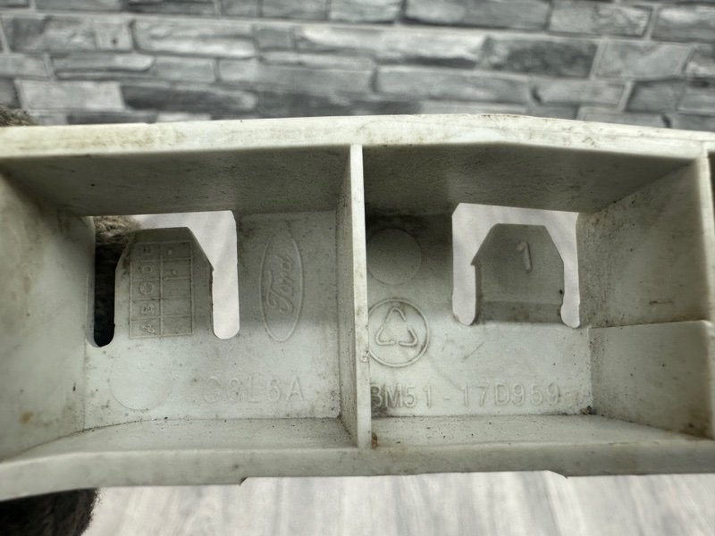 Кронштейн переднего бампера, 500 рублей, Москва