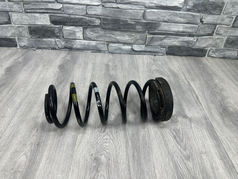 Пружина задняя, 1000 рублей, Москва