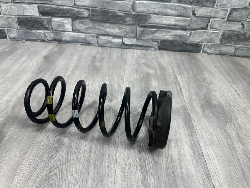 Пружина задняя, 1000 рублей, Москва