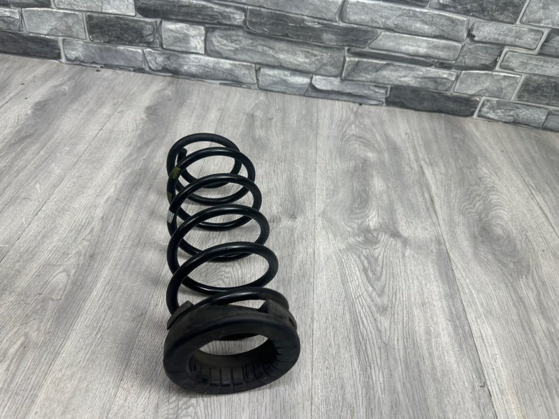 Пружина задняя, 1000 рублей, Москва