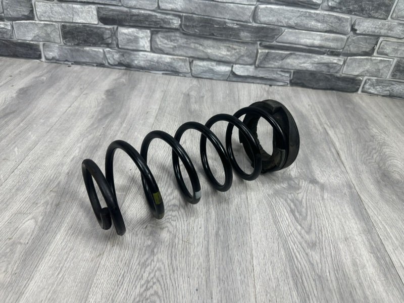 Пружина задняя, 1000 рублей, Москва