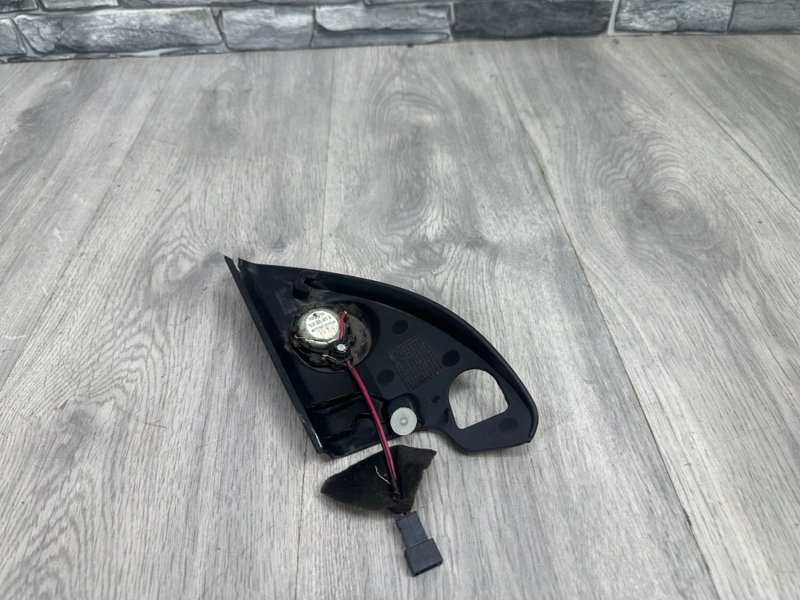 Крышка зеркала, 500 рублей, Москва