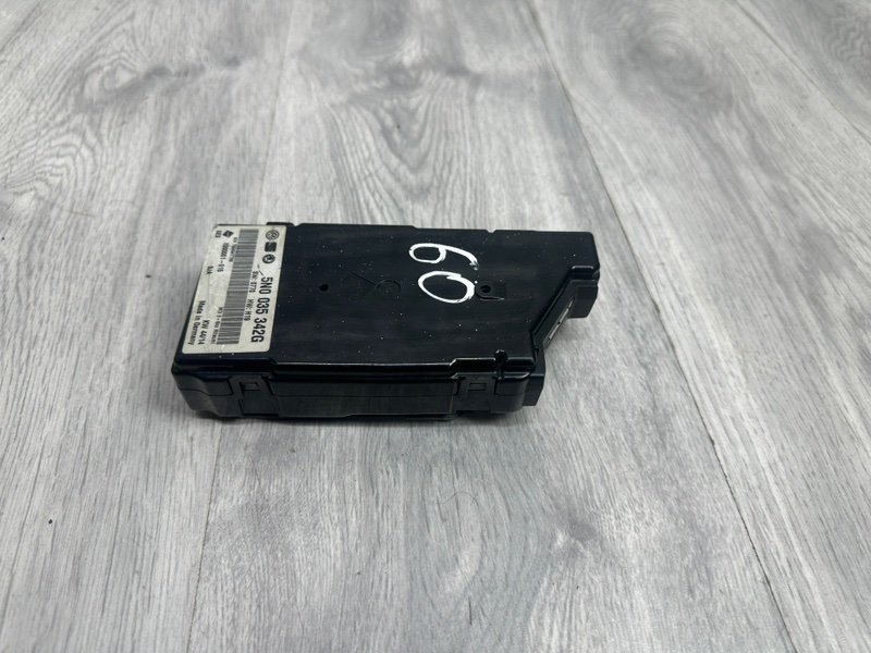 Блок электронный, 1500 рублей, Москва