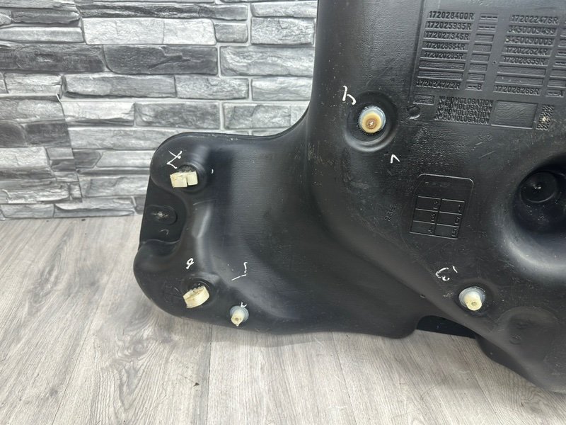 Бак топливный, 2000 рублей, Москва