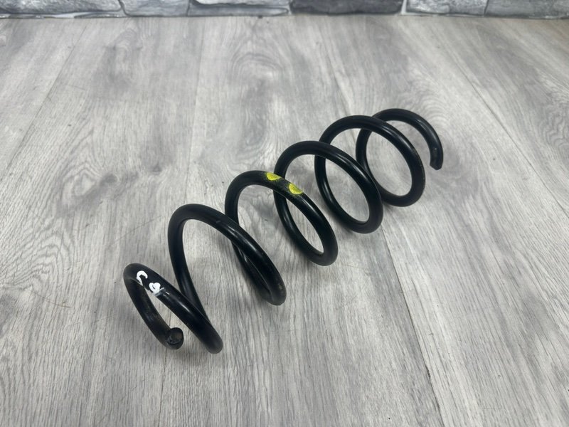 Пружина задняя, 700 рублей, Москва