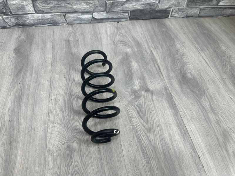 Пружина задняя, 700 рублей, Москва