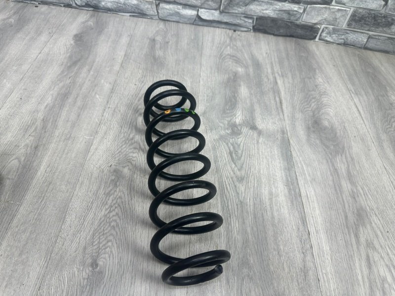 Пружина задняя, 1000 рублей, Москва