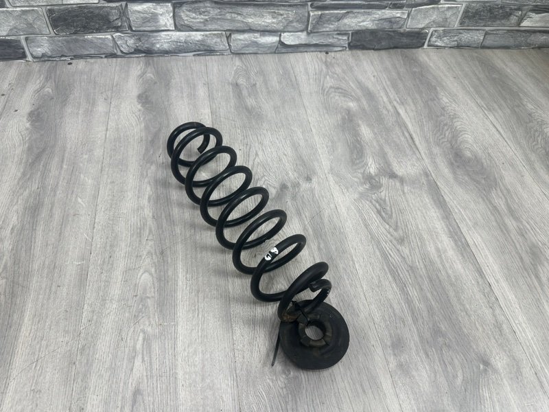 Пружина задняя, 1000 рублей, Москва