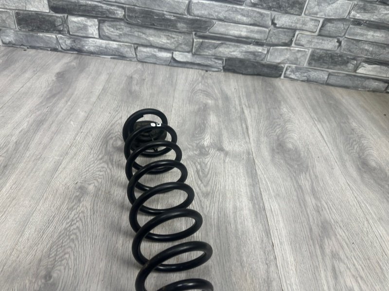 Пружина задняя, 1000 рублей, Москва