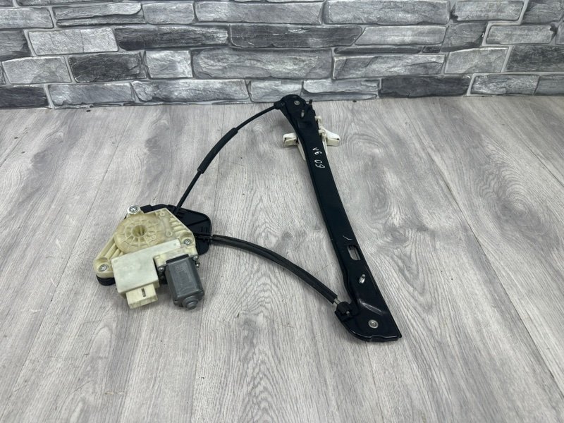 Стеклоподъемник задний, 3500 рублей, Москва