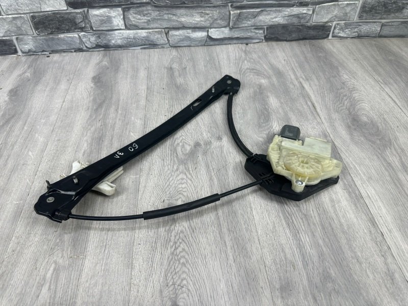 Стеклоподъемник задний, 3500 рублей, Москва