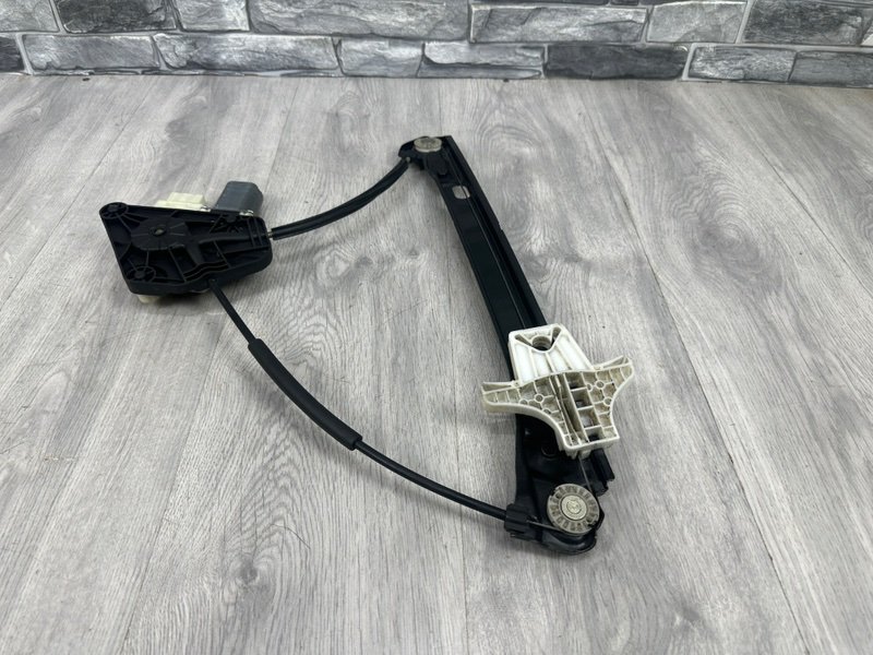 Стеклоподъемник задний, 3500 рублей, Москва