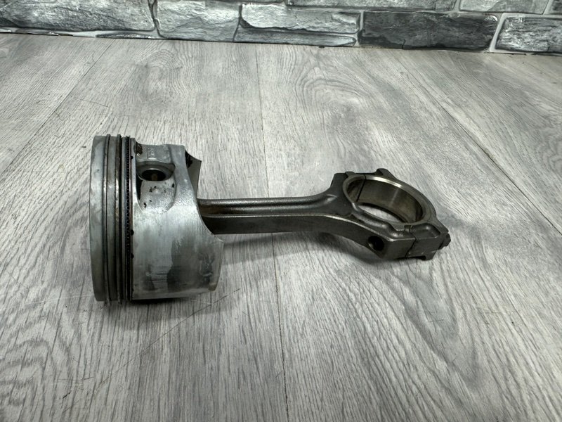 Поршень с шатуном, 2500 рублей, Москва