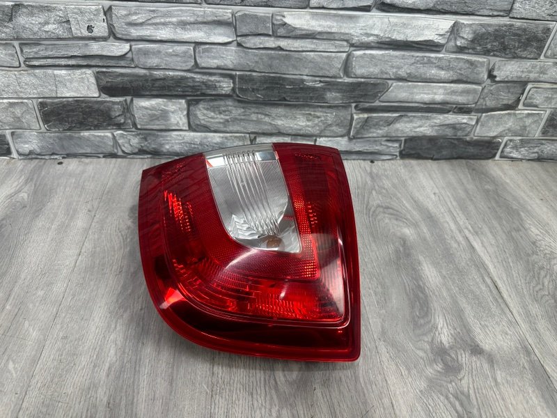 Фонарь задний правый, 12000 рублей, Москва