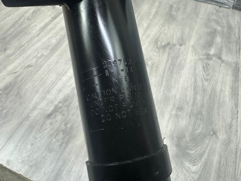 Амортизатор передний, 5000 рублей, Москва