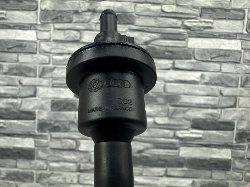 Клапан вентиляции топливного бака, 1000 рублей, Москва