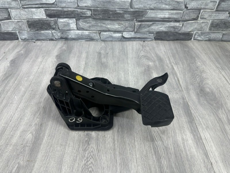 Педаль тормоза, 2500 рублей, Москва