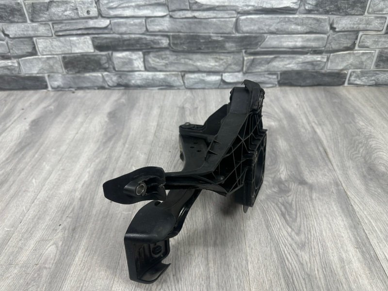 Педаль тормоза, 2500 рублей, Москва