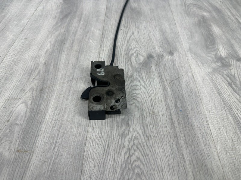 Замок капота, 2000 рублей, Москва