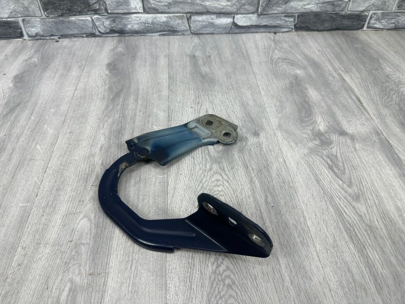 Петля капота, 1000 рублей, Москва