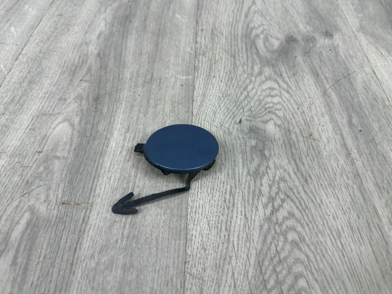 Заглушка буксировочного крюка, 1000 рублей, Москва