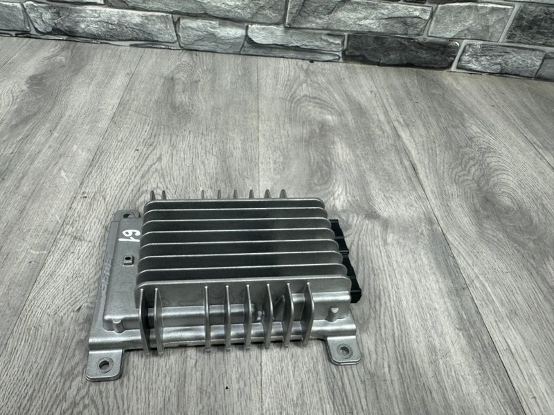 Усилитель акустической системы, 2000 рублей, Москва