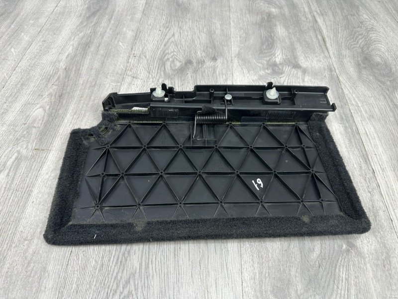 Пол багажника, 1000 рублей, Москва