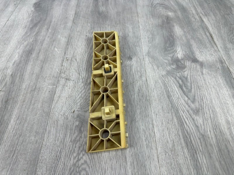 Направляющая заднего бампера, 1000 рублей, Москва