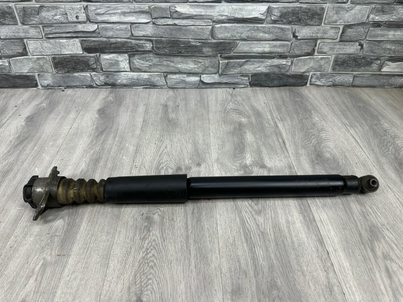 Амортизатор задний, 1500 рублей, Москва