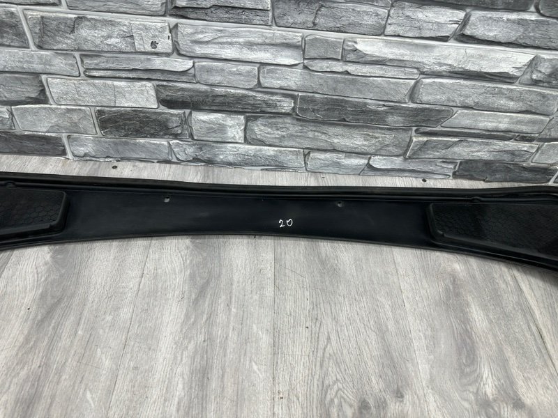 Планка под лобовое стекло, 1200 рублей, Москва