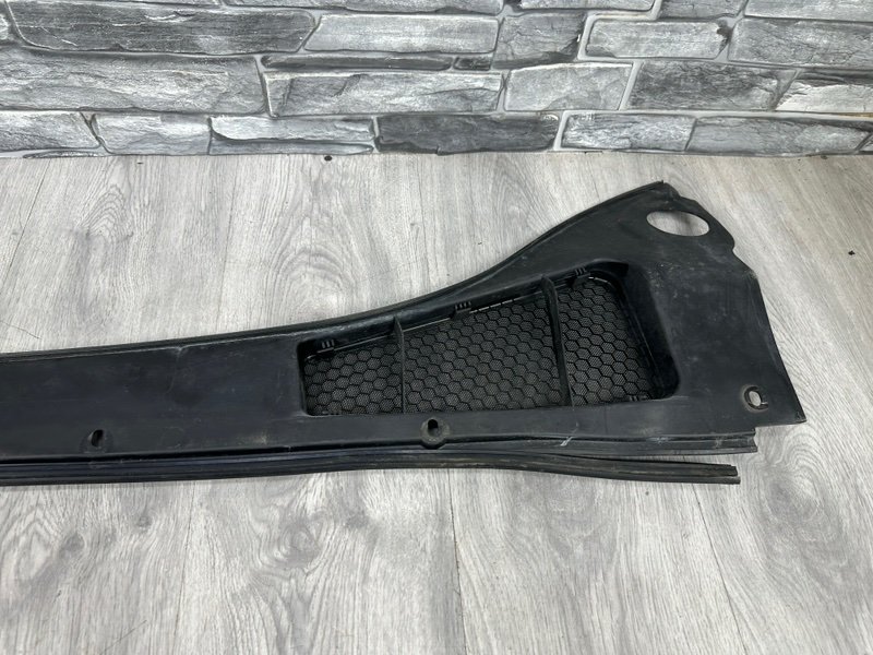 Планка под лобовое стекло, 1200 рублей, Москва